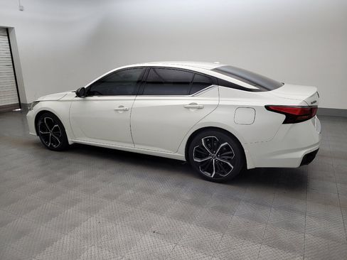 Used 2023 Nissan Altima 2.5 SR FWD image 3