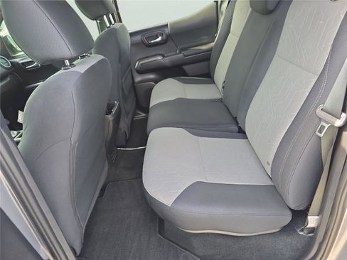 Used 2021 Toyota Tacoma TRD Sport RWD image 31