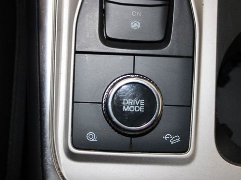 Used 2023 Ford Explorer Limited image 48