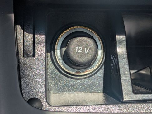 Used 2018 Mercedes-Benz GLA 250 image 21