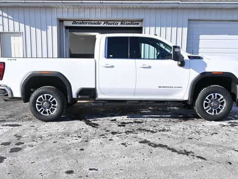 Used 2022 GMC Sierra 2500 SLE w/ SLE Convenience Package image 6