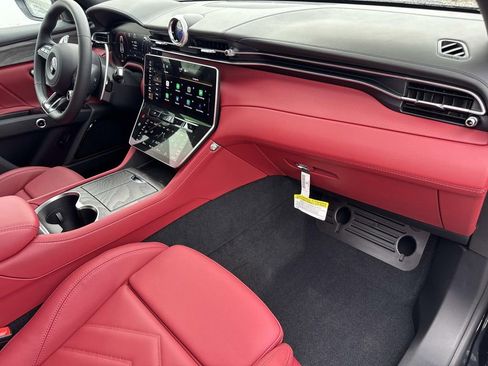 New 2026 Maserati Grecale Modena image 28