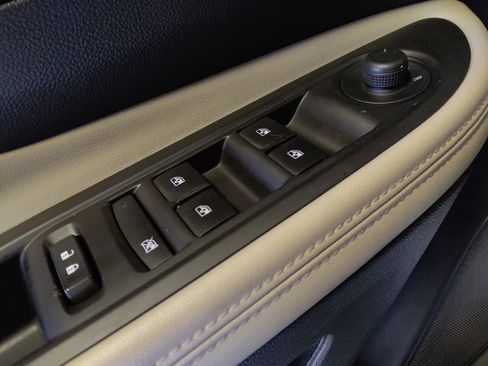 Used 2019 Buick Encore Preferred w/ Safety Package image 27