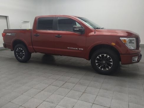 Used 2019 Nissan Titan PRO-4X AWD/4WD image 11