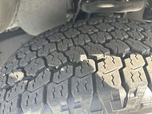 Used 2017 Toyota Sequoia SR5 w/ Premium Package image 12