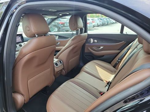 Used 2019 Mercedes-Benz E 300 image 11