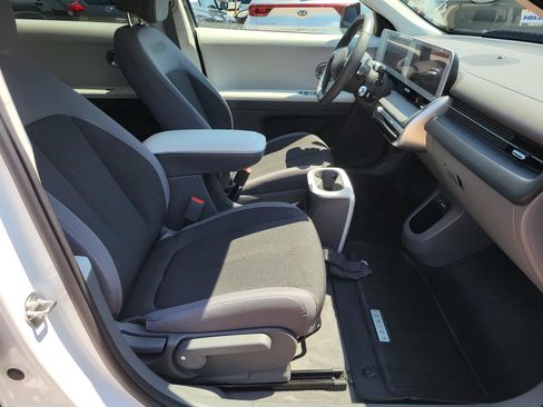Certified 2024 Hyundai Ioniq 5 SEL AWD/4WD image 9