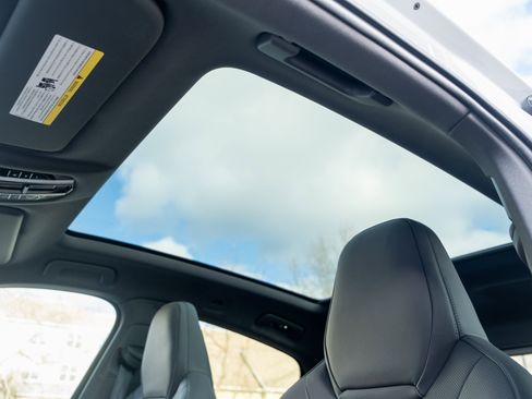 Certified 2023 Porsche Cayenne Coupe image 17