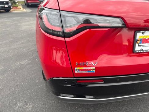 Certified 2023 Honda HR-V EX-L image 44