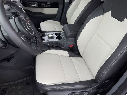 New 2025 INEOS Grenadier Fieldmaster Edition image 6