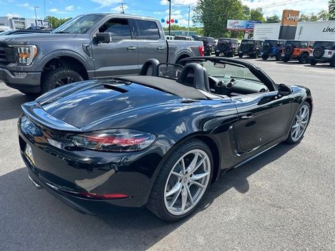 Used 2025 Porsche 718 Boxster RWD image 4