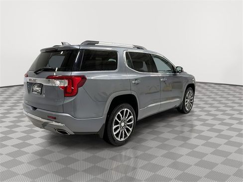 Used 2021 GMC Acadia Denali w/ Denali Technology Package image 10