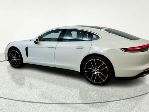 Used 2023 Porsche Panamera 4S AWD/4WD image 3