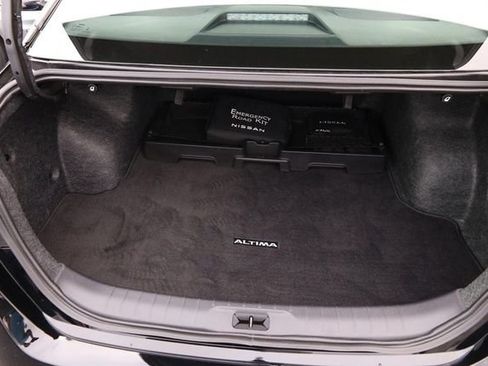 Certified 2025 Nissan Altima 2.5 SV w/ SV Premium Package FWD image 7