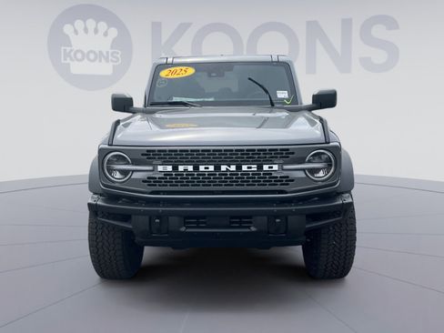 New 2025 Ford Bronco Badlands w/ Sasquatch Package AWD/4WD image 4