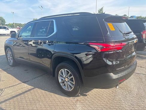 Used 2022 Chevrolet Traverse LT AWD/4WD image 13