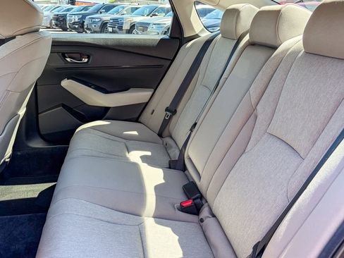 Used 2024 Honda Accord EX image 18