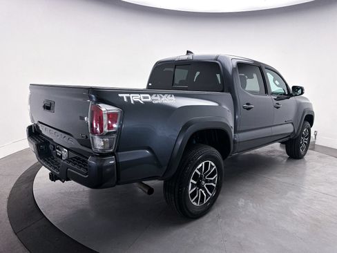 Used 2023 Toyota Tacoma TRD Off-Road w/ Advanced Technology Package AWD/4WD image 14