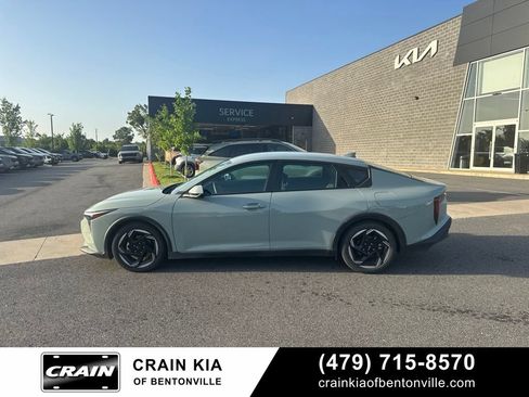 Certified 2025 Kia K4 EX FWD image 7