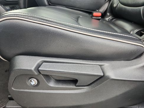 Used 2023 Honda Pilot Elite image 27