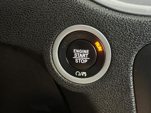 Used 2023 Dodge Charger SXT image 21