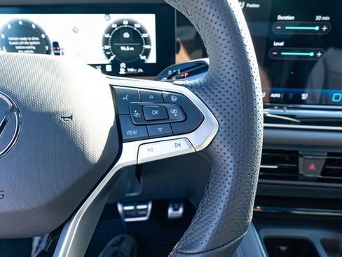 New 2026 Volkswagen Tiguan SEL R-Line image 25