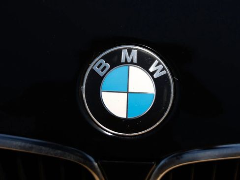 Used 2011 BMW M3 Sedan RWD image 44