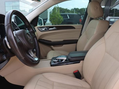 Used 2017 Mercedes-Benz GLS 450 450 4MATIC w/ Premium Package image 18