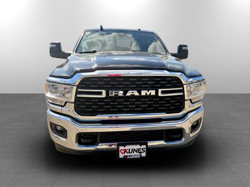 Used 2024 RAM 2500 Big Horn AWD/4WD image 4