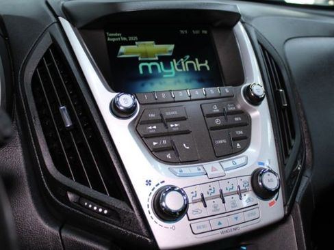 Used 2014 Chevrolet Equinox LT image 16