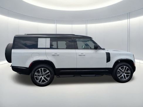 New 2026 Land Rover Defender 130 X-Dynamic SE AWD/4WD image 6
