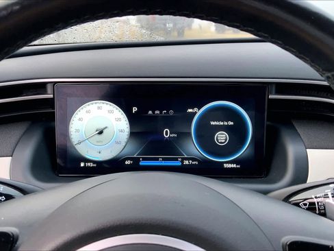 Used 2024 Hyundai Tucson Limited image 25