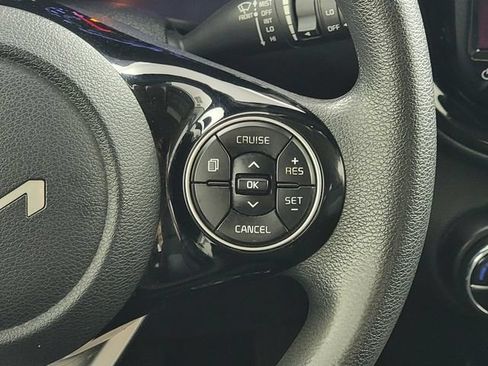 Used 2022 Kia Soul S FWD image 27
