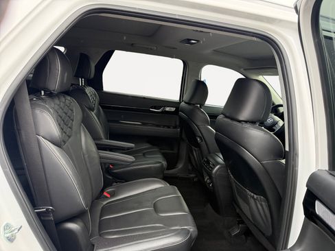 Used 2022 Hyundai Palisade Limited w/ Cargo Package image 18