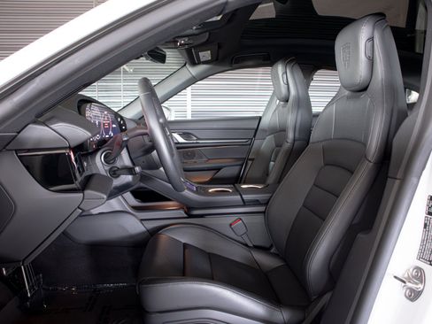 Certified 2026 Porsche Taycan AWD/4WD image 5