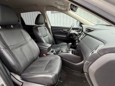 Used 2017 Nissan Rogue SL AWD/4WD image 23