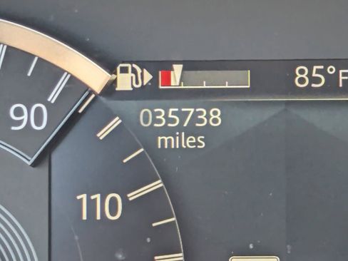 Used 2023 Land Rover Discovery HSE R-Dynamic image 35