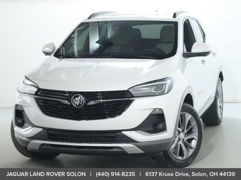 Used 2020 Buick Encore GX Essence w/ Experience Buick Package image 3