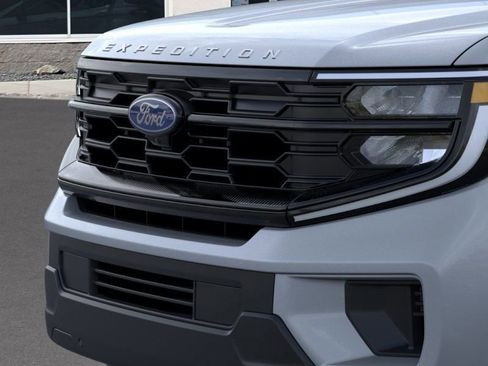New 2025 Ford Expedition Max Active image 17