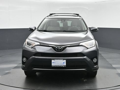 Used 2018 Toyota RAV4 XLE w/ Plus Extra Value Package AWD/4WD image 2