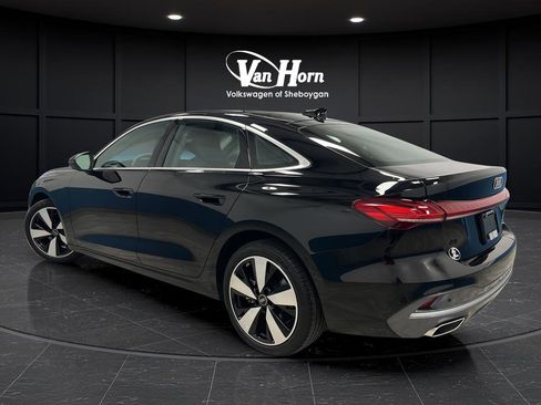 Used 2025 Audi A5 2.0T Premium Plus w/ Premium Plus AWD/4WD image 5