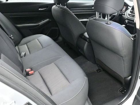 Used 2021 Nissan Altima 2.5 S image 9