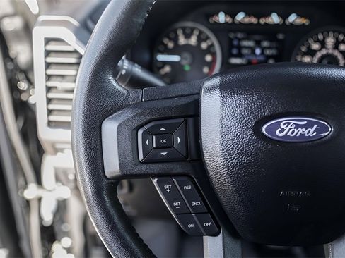 Used 2018 Ford F150 XLT w/ Equipment Group 302A Luxury image 17