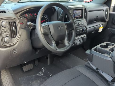 Used 2026 Chevrolet Silverado 2500 Custom w/ Custom Value Package AWD/4WD image 10
