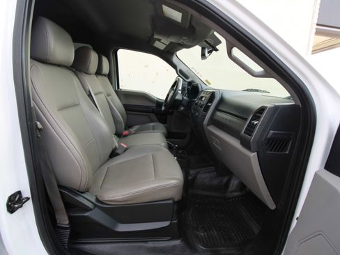 Used 2019 Ford F250 XL w/ Power Equipment Group image 13