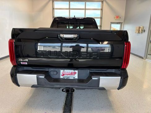 Used 2022 Toyota Tundra Limited w/ Power Package AWD/4WD image 7
