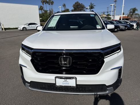 Certified 2024 Honda Pilot Elite image 8