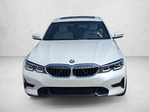 Used 2019 BMW 330i Sedan w/ Convenience Package RWD image 2