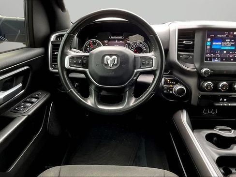 Used 2022 RAM 1500 Big Horn AWD/4WD image 9