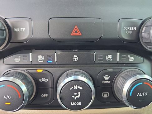 Certified 2022 RAM 1500 Laramie image 18